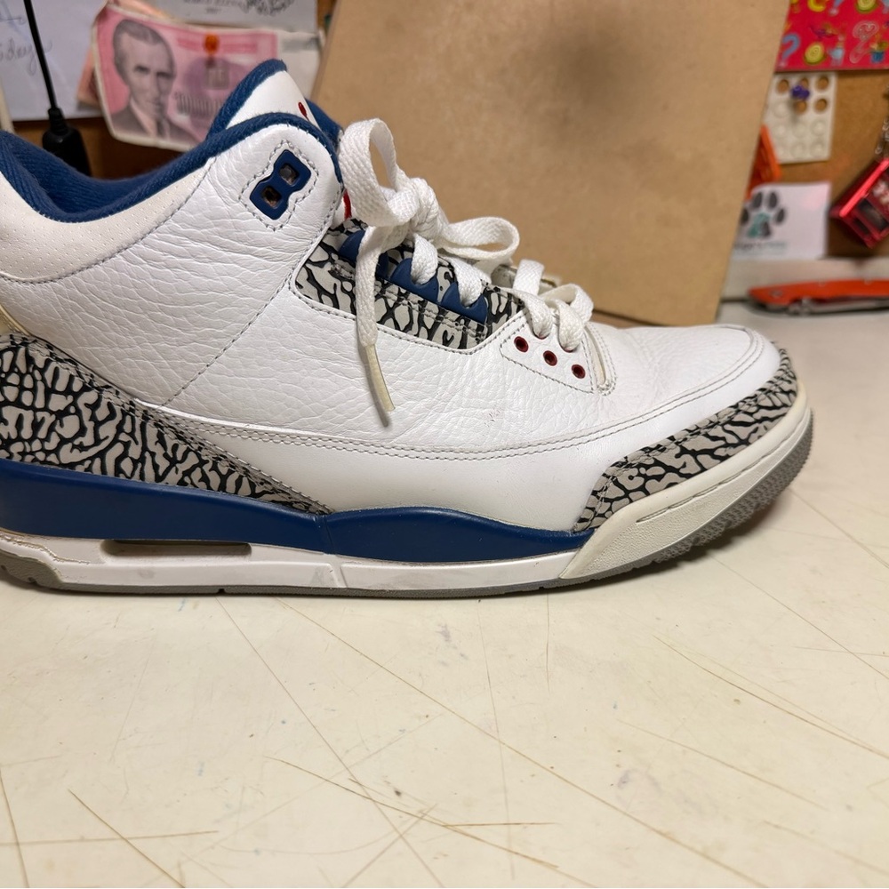 Jordan True Blue 3